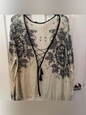Free People Ivory Knit Top with Black Trim